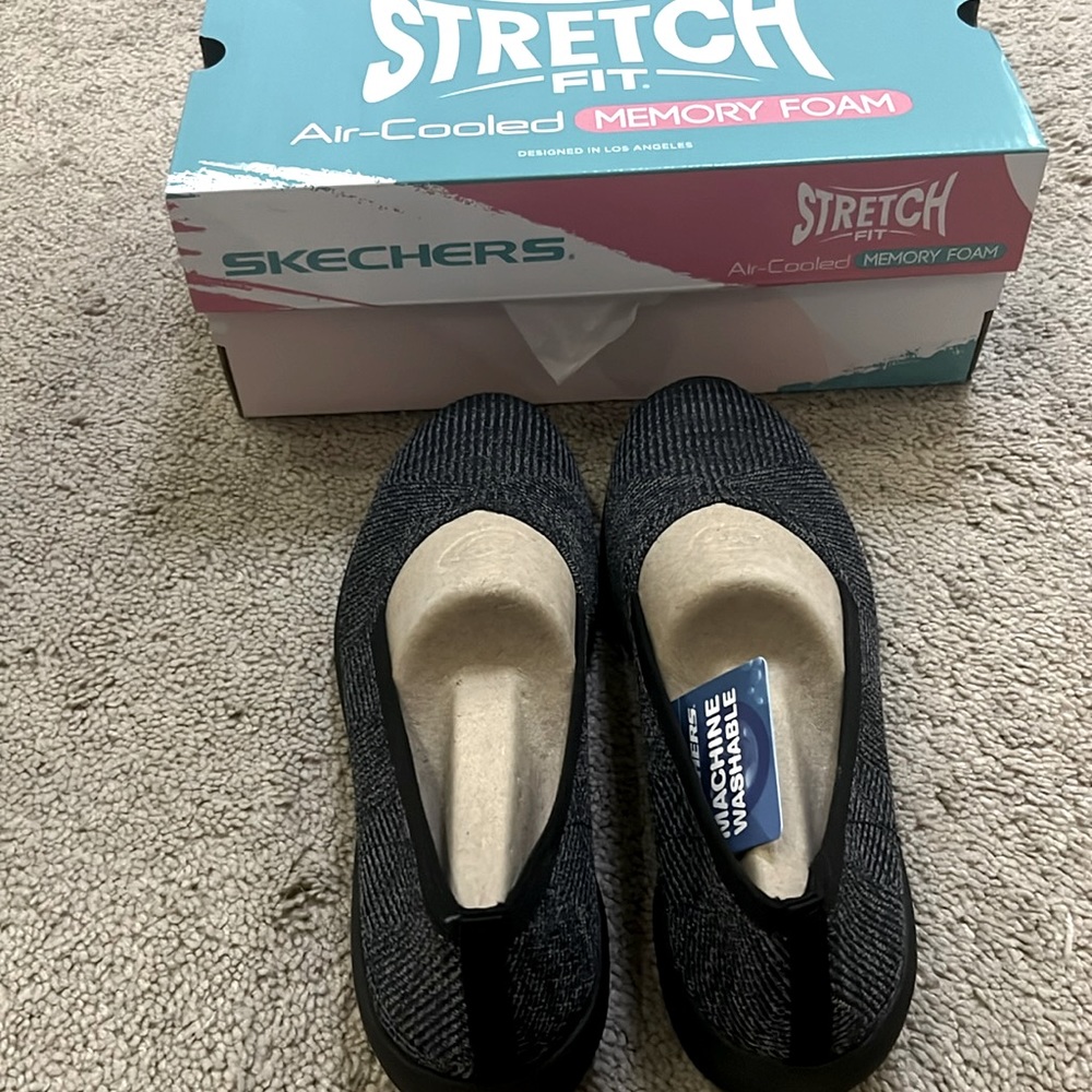 Skechers Woman Arya - Good Morning Casual Skimmer 158512(10) Color BlackSize 8